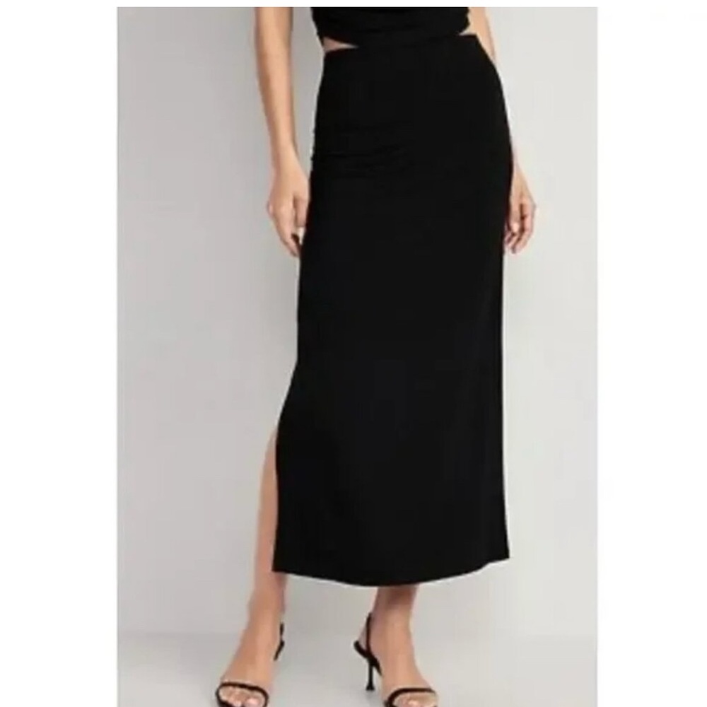 Old Navy Black Midi Skirt